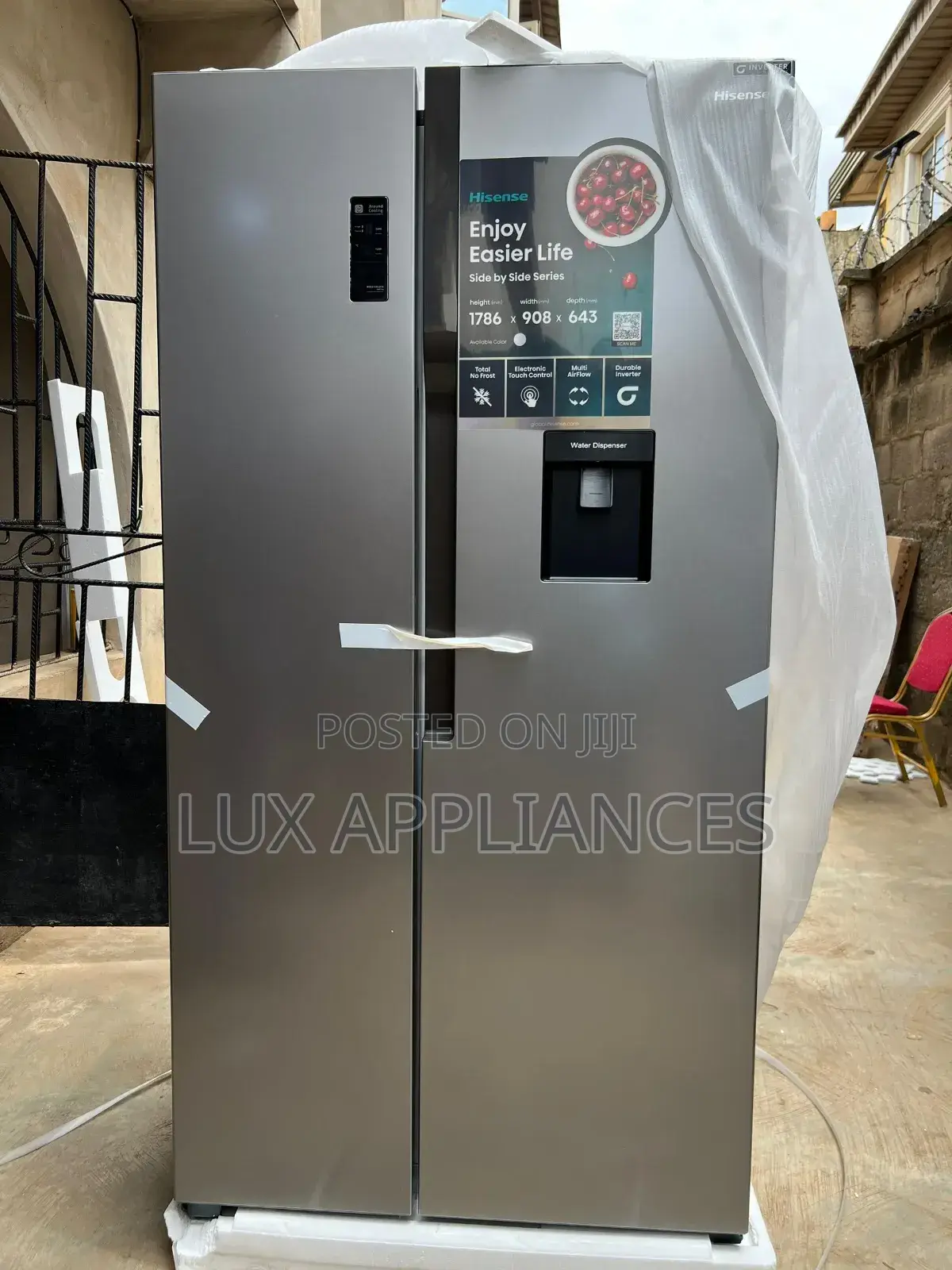 Hisense Side-by-Side Refrigerator With Water Dispenser