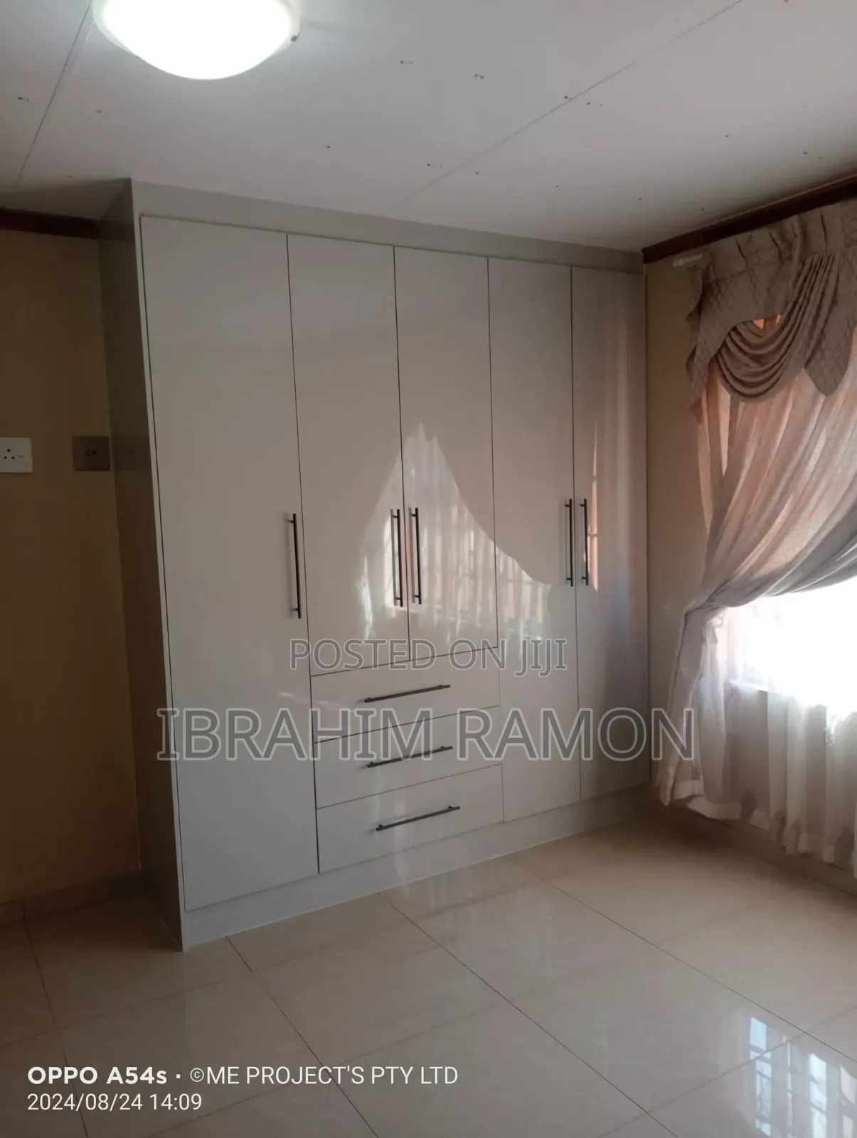 Bedroom Wardrobe