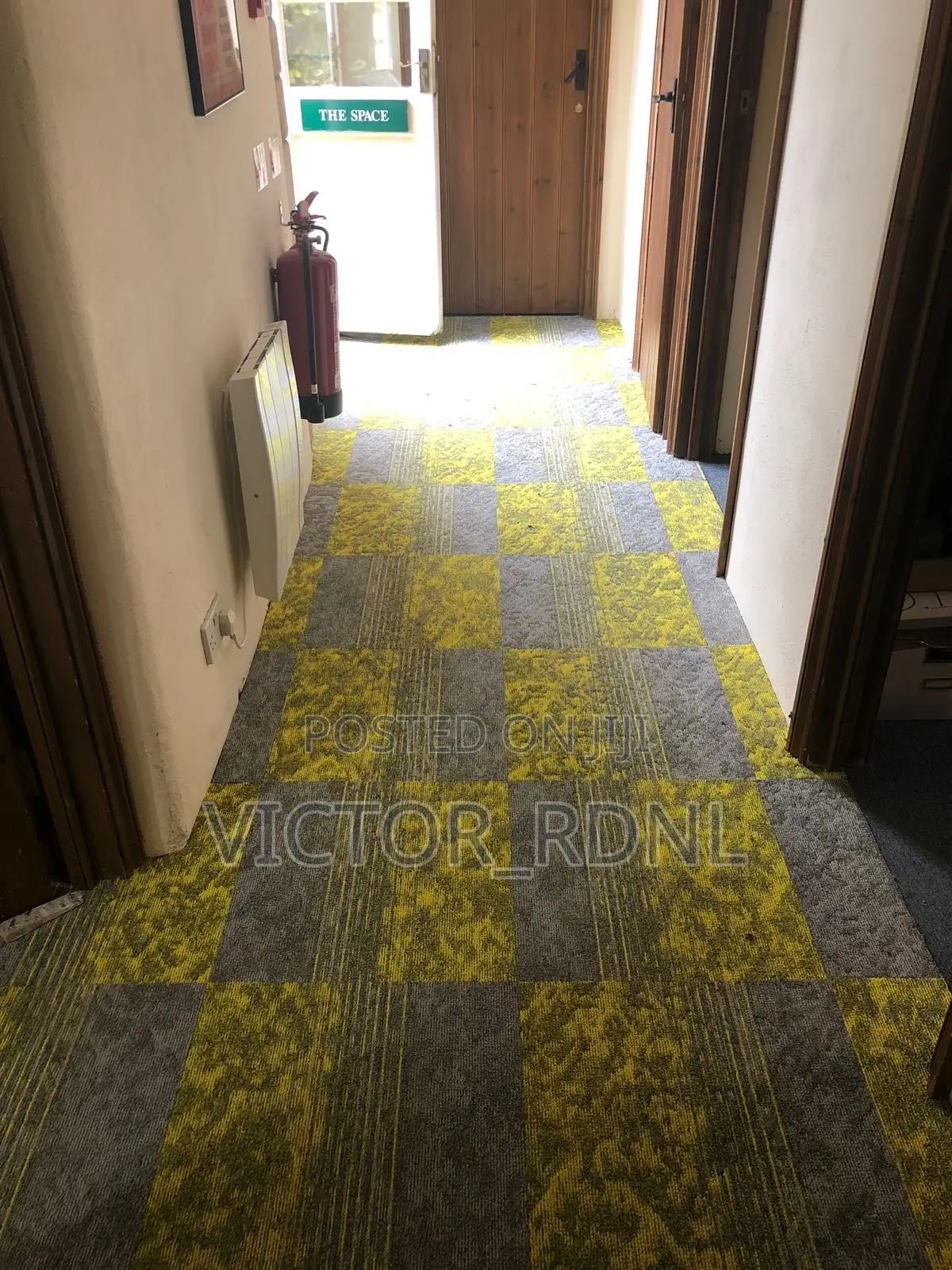 High Class Rug Carpet Tiles