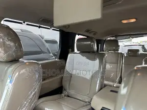 Toyota Sequoia 2014