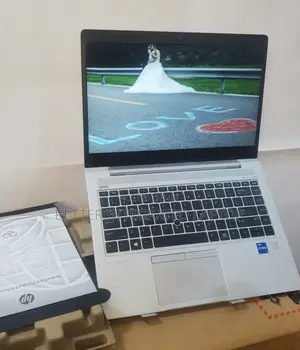 New Laptop HP ProBook 640 G3 32GB Intel Core i5 SSD 256GB