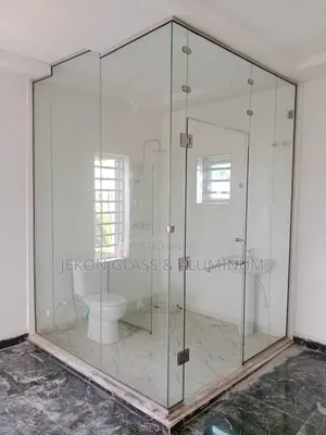 Glass Bathroom Demacation With Cubicle