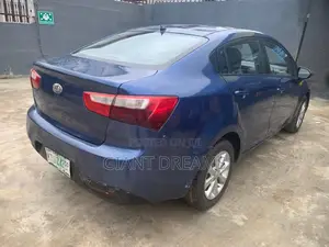 Photo - Kia Rio 2012 Blue