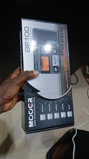 Moore Guitar Effect Pedal Ge100