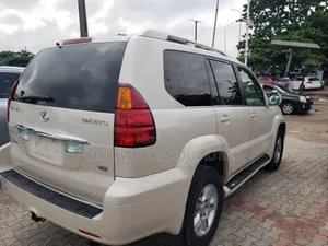 Lexus GX 470 Sport Utility 2005 Off white