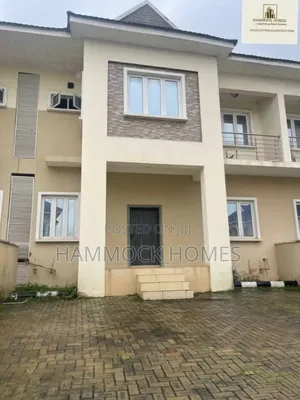 3bdrm Duplex in Agodi Gra for sale