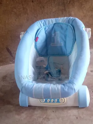 Singing Rocker Bouncer
