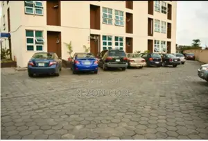 Skyfield Apartment for Sale