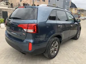 Kia Sorento 2015 Blue