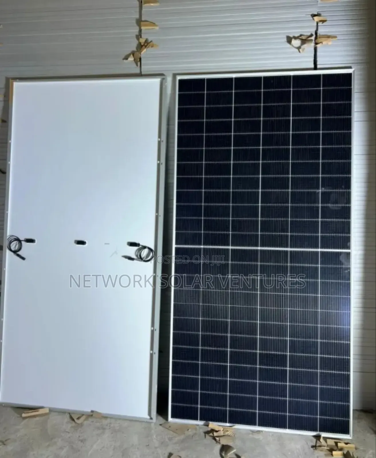 600watts Jinko Solar Panel