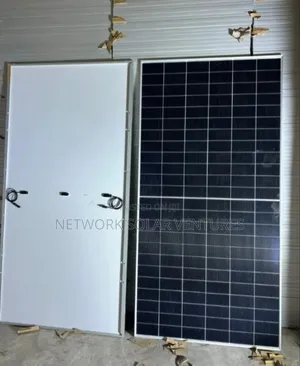 600watts Jinko Solar Panel