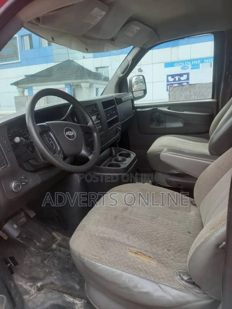 Chevrolet 3500 2008 Red