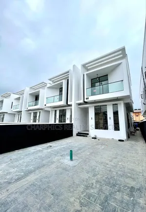 4bdrm Duplex in Lekki for sale