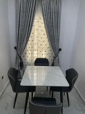 Quality 4 in 1 Dinning Table With Chairs