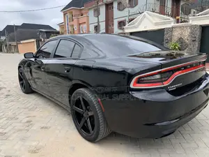 Dodge Charger SXT AWD 2016 Black