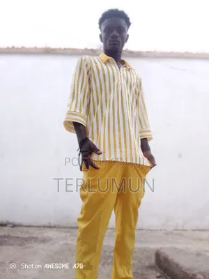 Am Wuaor Japheth Sesugh Am Looking for a Proper Job
