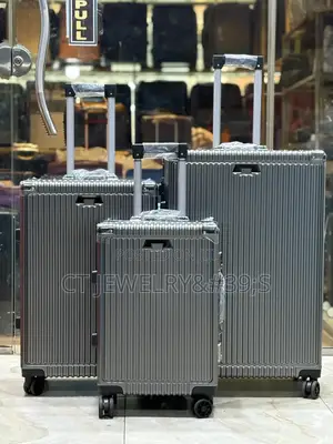 3in1 Traveling Box Get For Family And Urself (L28/M24/S24)