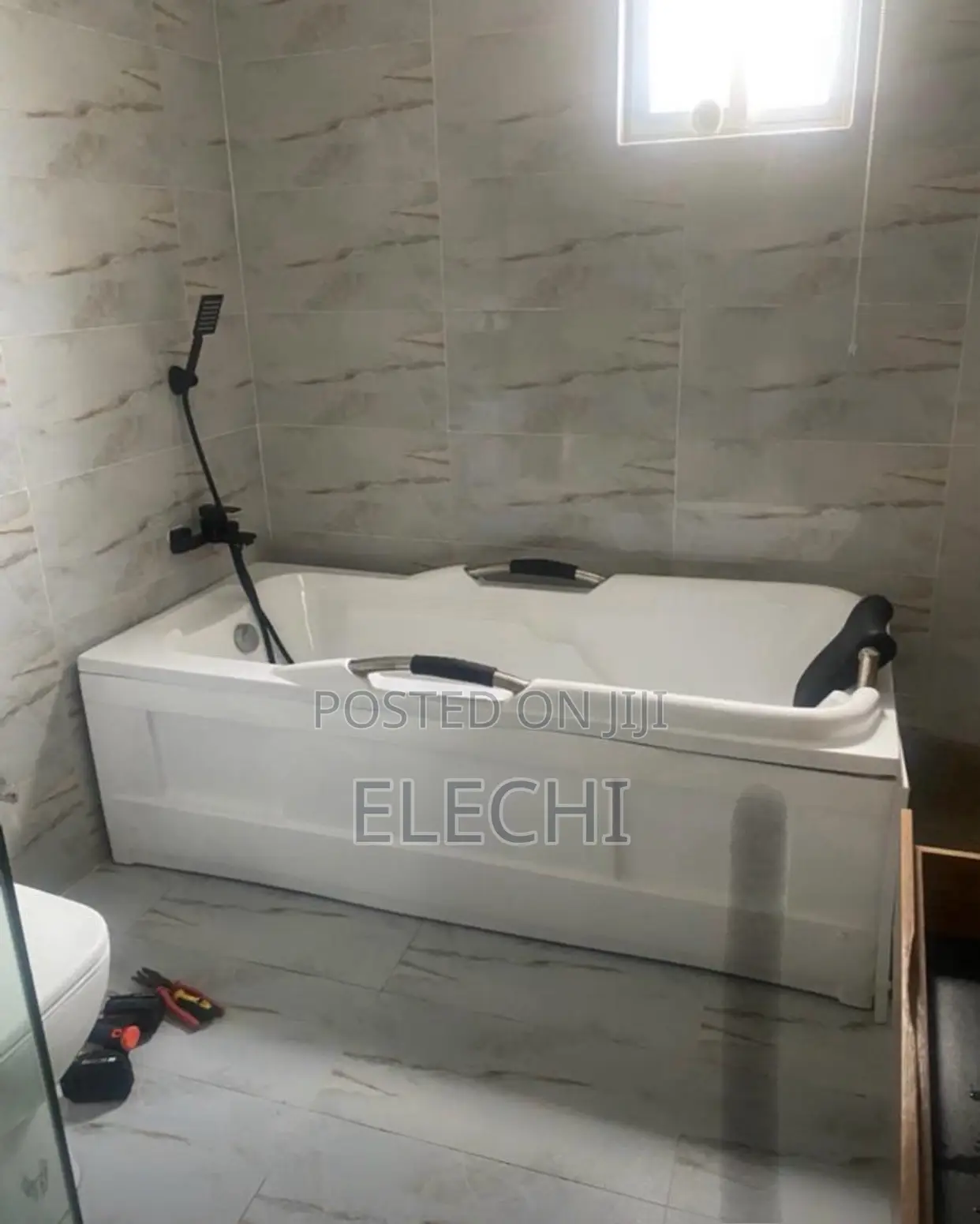 Excutive Bathtub