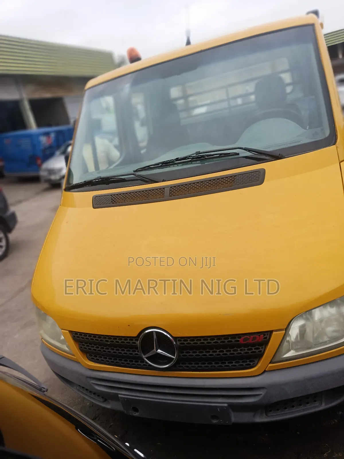 Ford Transit 2004 Yellow