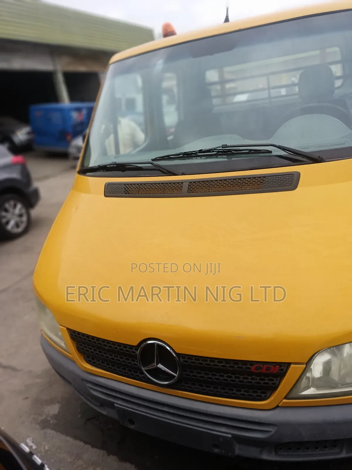 Ford Transit 2004 Yellow