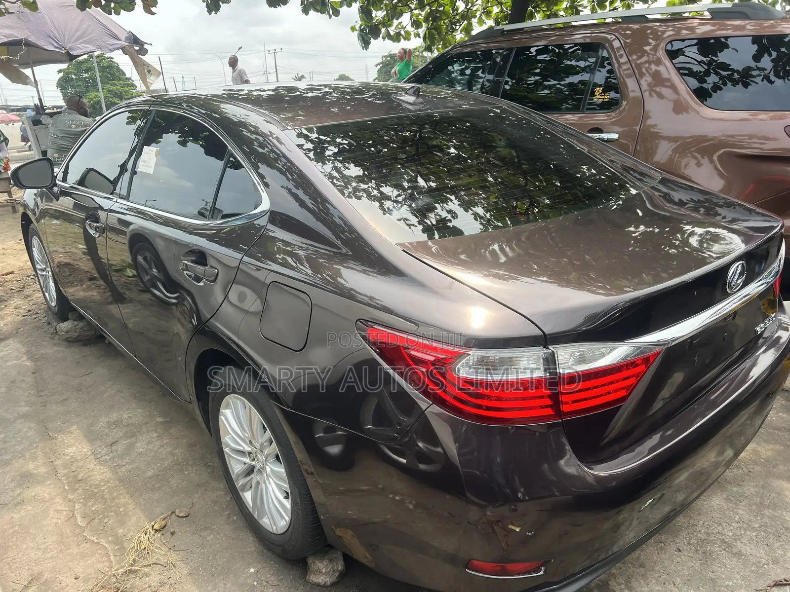 Lexus ES 2015 Brown