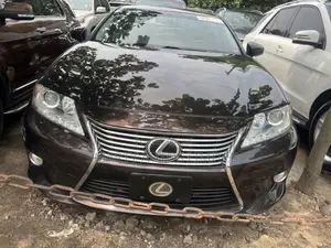 Lexus ES 2015 Brown