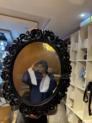 Aura Mirror