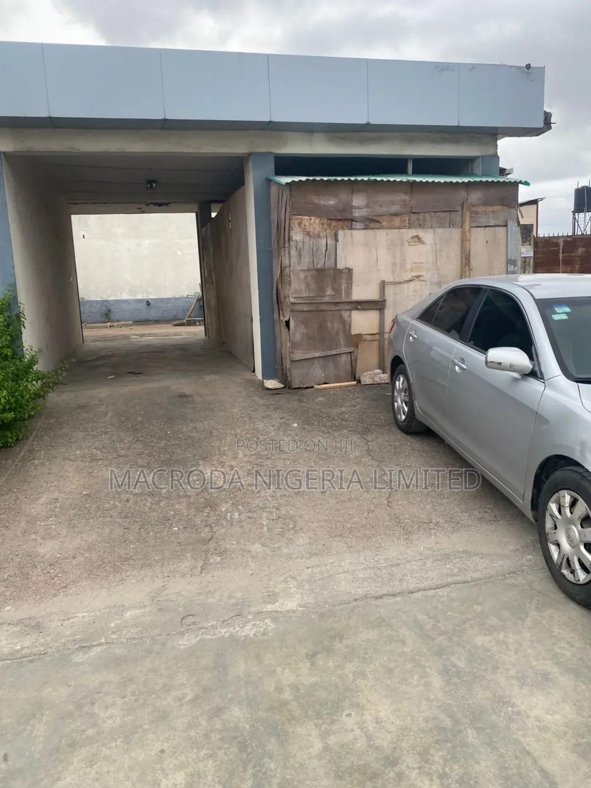 Warehouse Available for Sale at Matori
