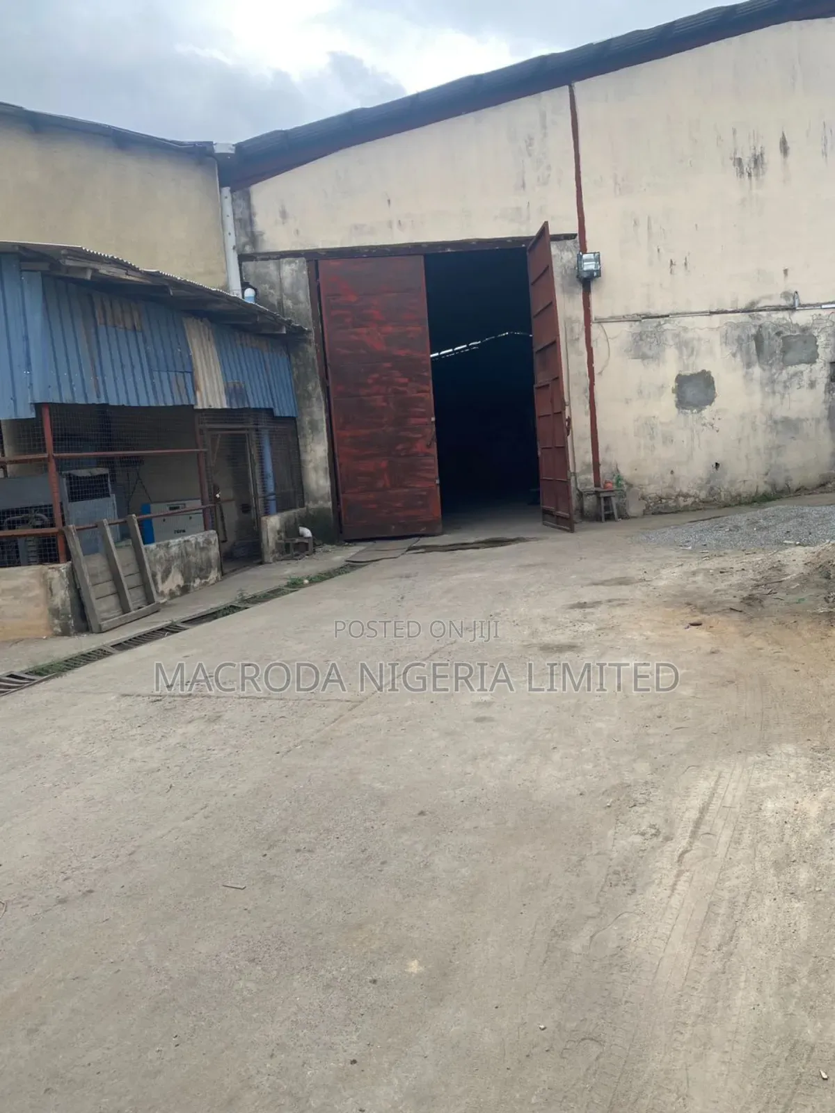 Warehouse Available for Sale at Matori
