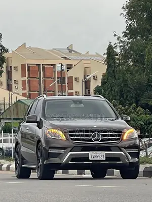 Mercedes-Benz M Class ML400 4MATIC 4dr SUV AWD (3.0L 6cyl Turbo 7A)