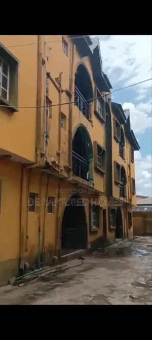 3bdrm Block of Flats in Egbeda / Egbeda for sale