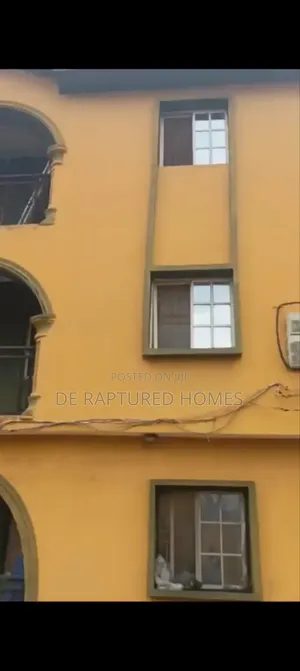 3bdrm Block of Flats in Egbeda / Egbeda for sale