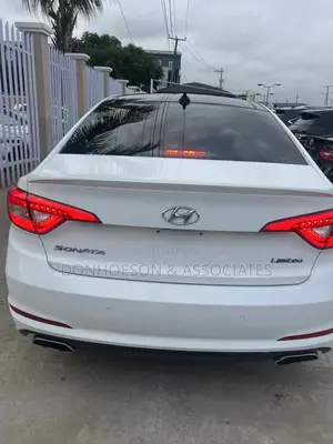 Hyundai Sonata Limited Sedan FWD (2.4L 4cyl 6A) 2016 White
