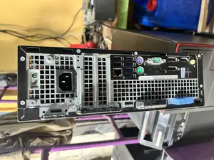 Desktop Computer Dell OptiPlex 7040 8GB Intel Core I7 SSD 256GB
