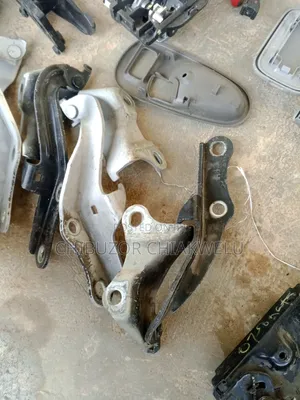 Bonnet Inches Hanger Kia