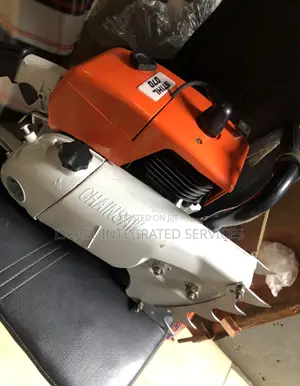 Gasoline Chain Saw 36 Inches Bar