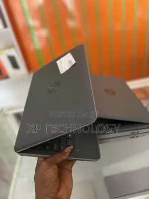 Laptop HP Stream 11 Pro G4 EE 4GB Intel Celeron SSHD (Hybrid) 60GB