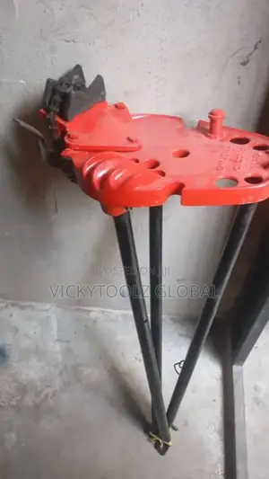Ridgid Tristand Stand or Pipe Vice(1⁄8 to 5" Pipe)