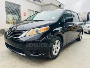 Toyota Sienna Limited 7 Passenger 2011 Black