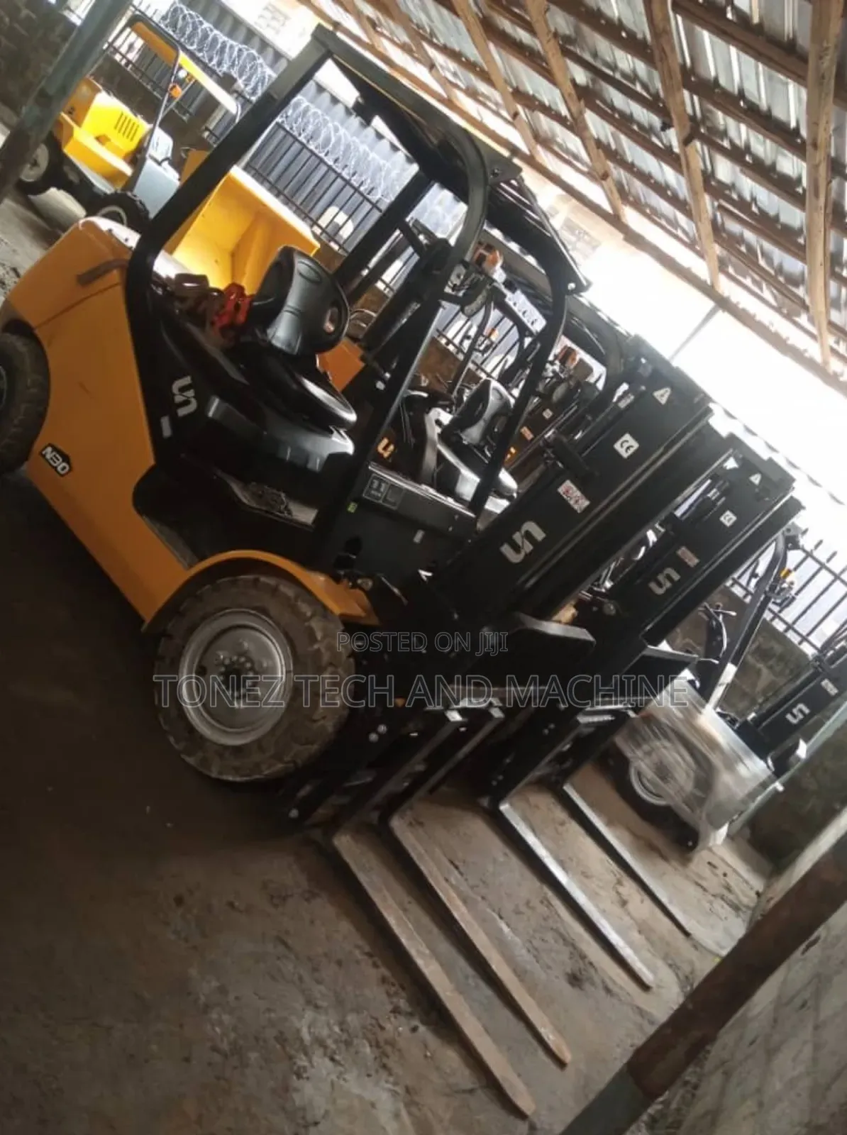 3ton Forklift Machine