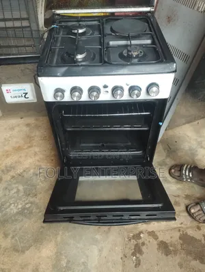 Three Burners Gas Cooker With Hotplate