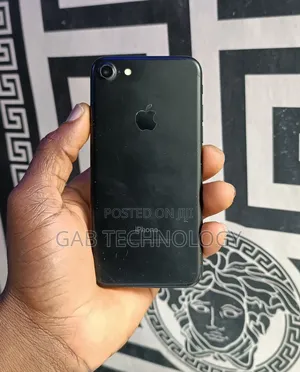 Apple iPhone 7 32 GB Black
