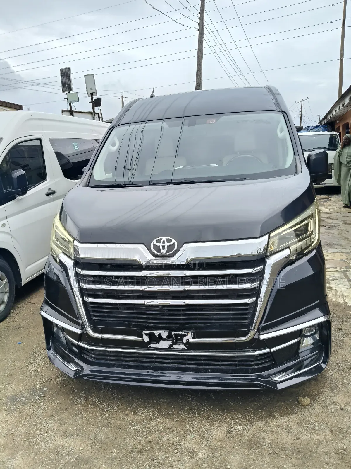 Toyota HiAce 2023 Black