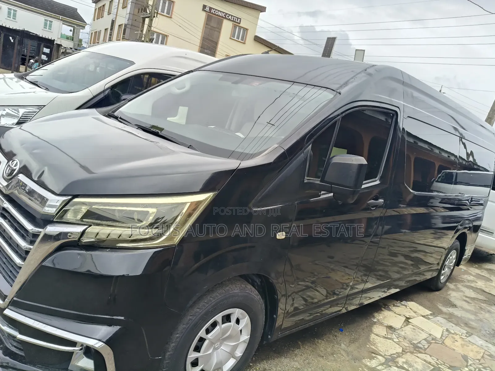 Toyota HiAce 2023 Black