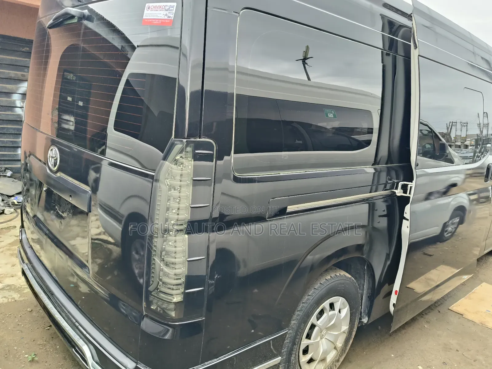 Toyota HiAce 2023 Black