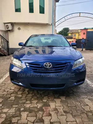 Toyota Camry LE 4dr Sedan (2.4L 4cyl 5A) 2009 Blue