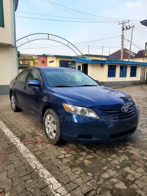 Toyota Camry LE 4dr Sedan (2.4L 4cyl 5A) 2009 Blue