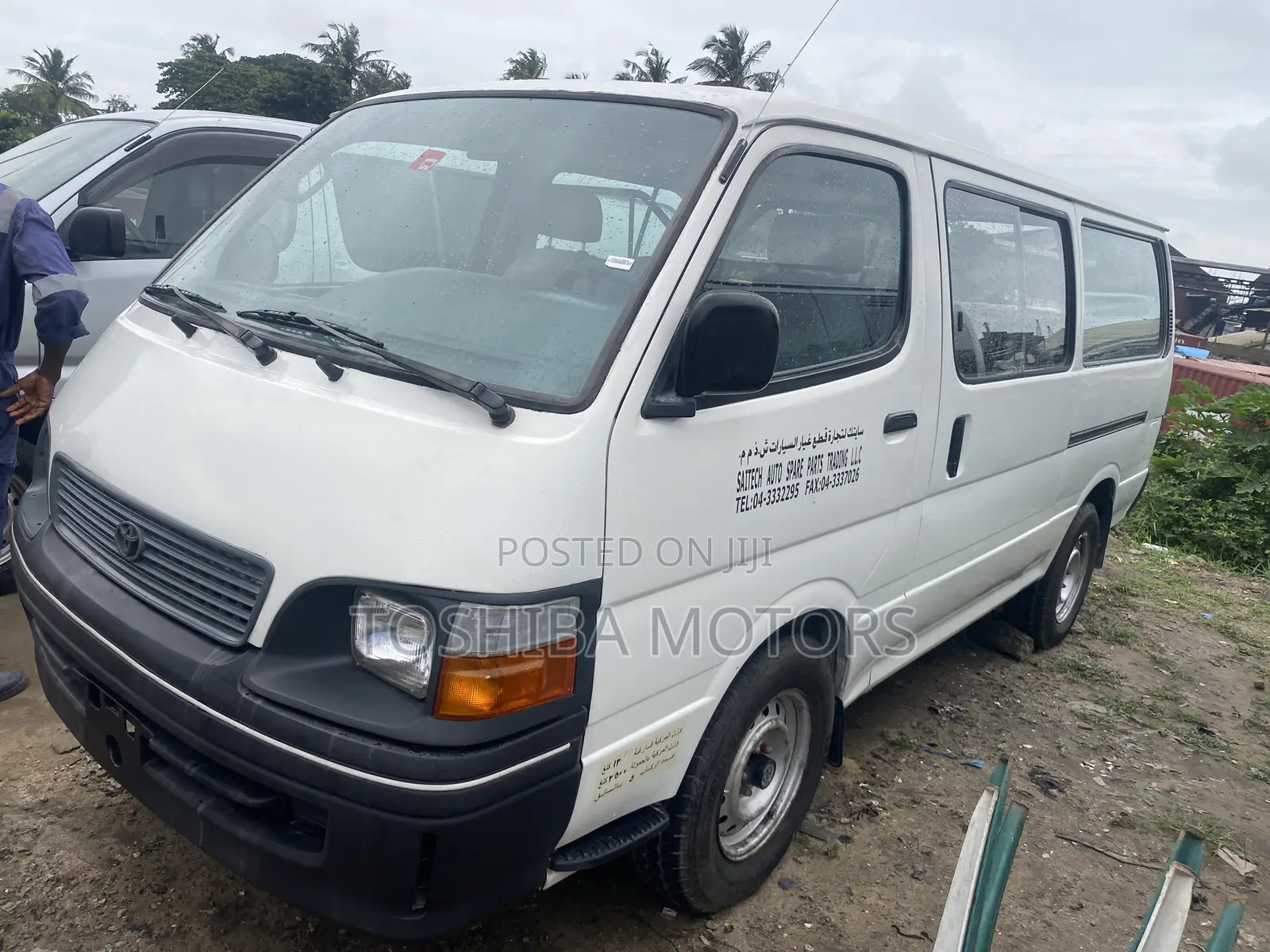Toyota HiAce 1999 White