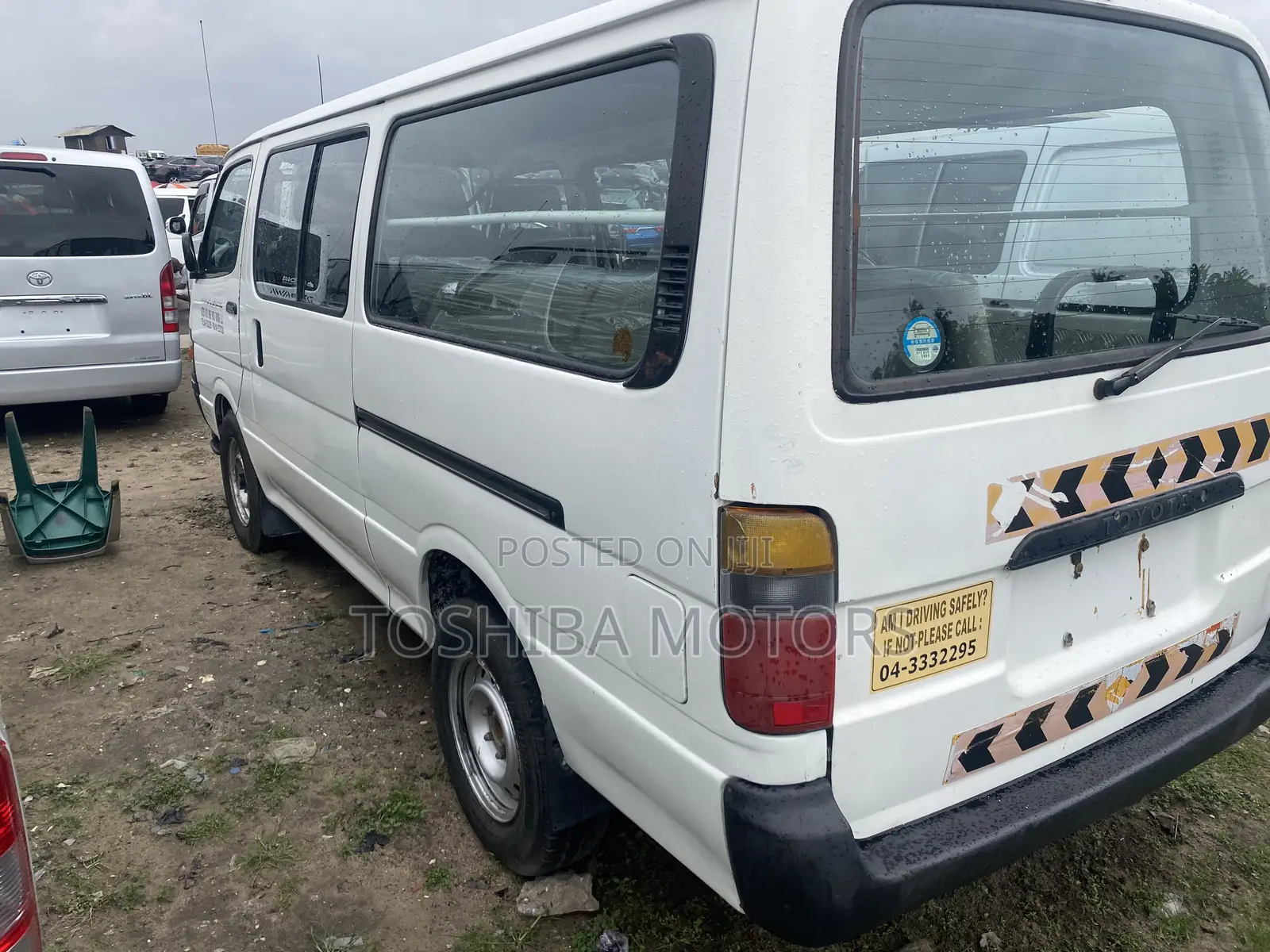 Toyota HiAce 1999 White