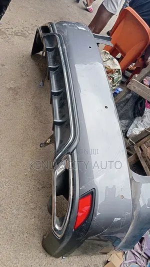 Rx350 Lexus 2020 Back Bumper Complete With Exhaust Port